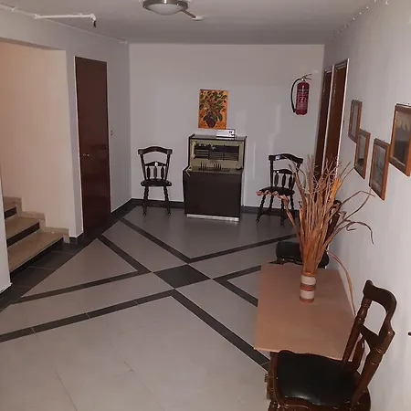 Paradise Hotel Cos