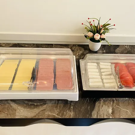 فندق Paradise 2*