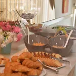 Paradise Hotel
