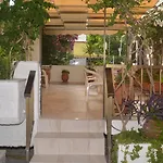 Hotel Paradise 2*